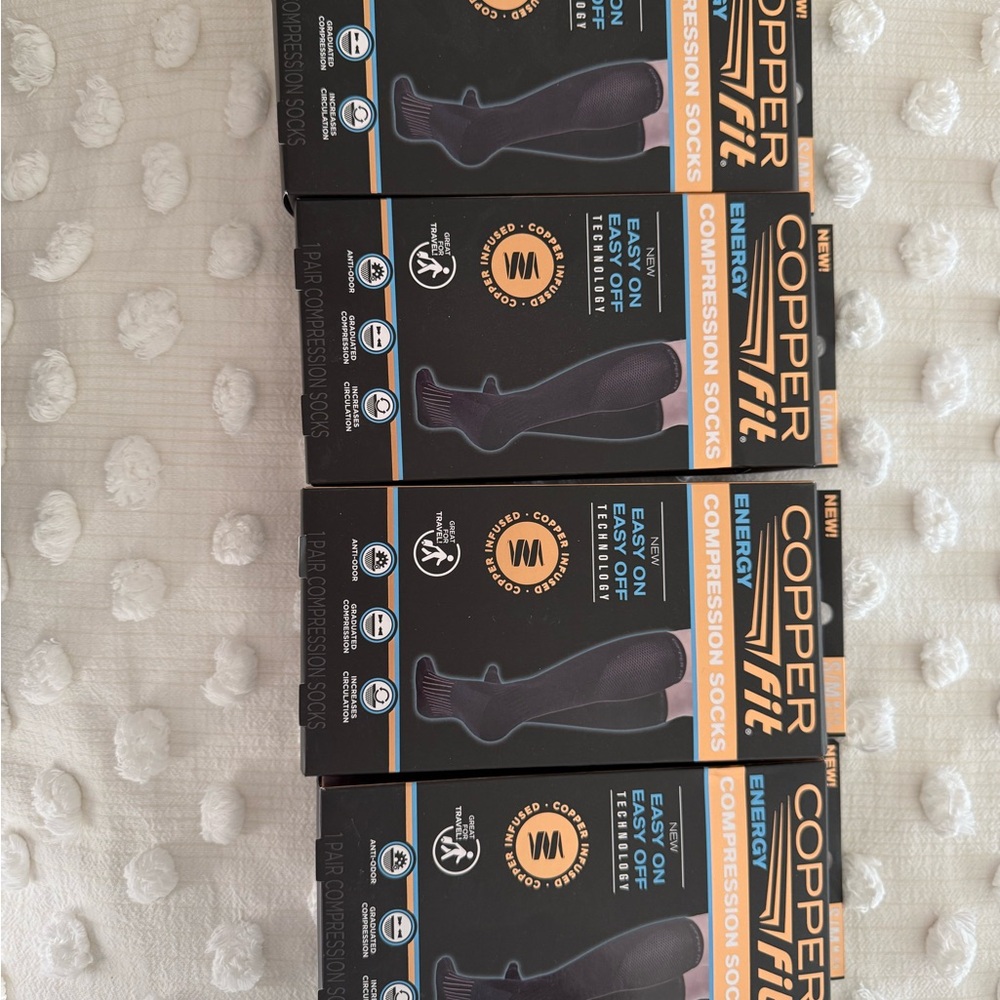 4 Pairs - Copper Fit Energy Compression Socks - Black for Men or Women